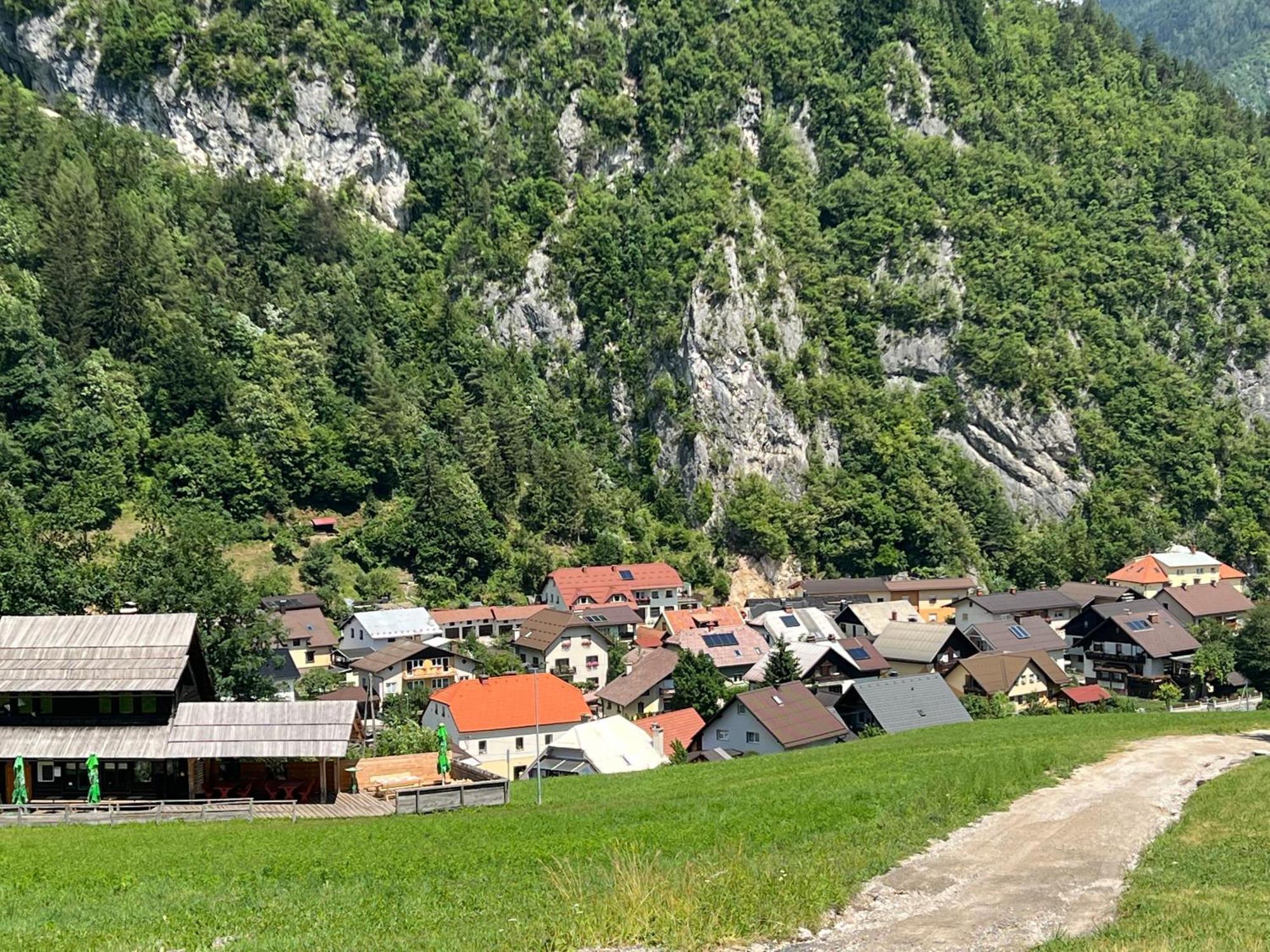 Ferienwohnung Crjanski Raj Crna na Koroskem Exterior foto